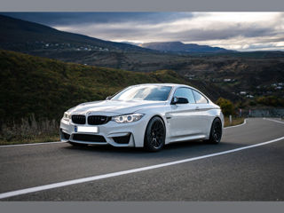 BMW M4 foto 5