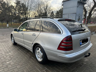 Mercedes C-Class foto 5