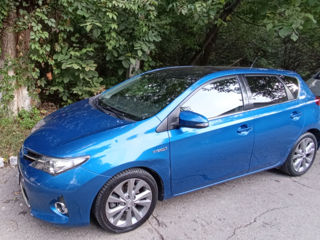 Toyota Auris foto 1