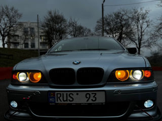 BMW 5 Series foto 10