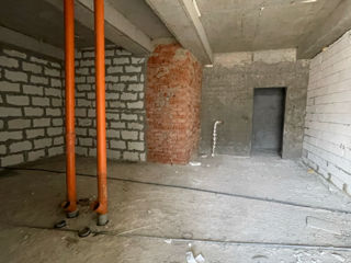 Chirie spatiu comercial pe str Melestiu de 64 mp cu 400 euro! foto 3