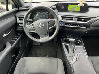 Lexus UX foto 8