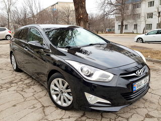 Hyundai i40 foto 1