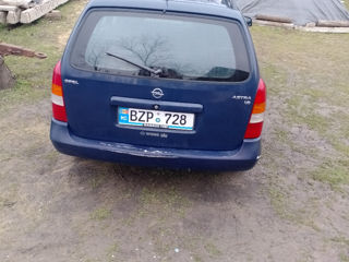 Opel Astra foto 8