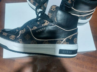 Guess foto 5