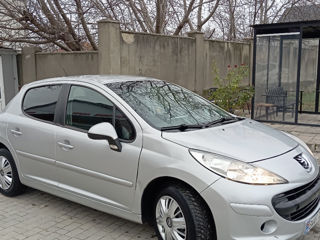 Peugeot 207 foto 3