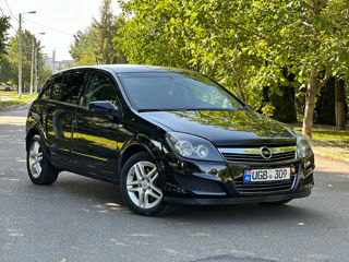 Opel Astra foto 1