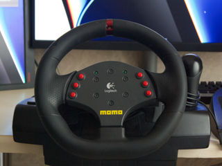 Logitech Momo Racing Wheel