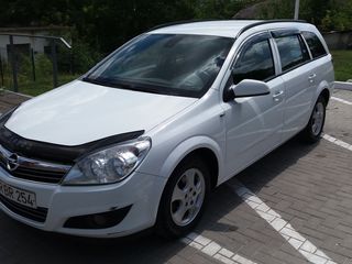 Opel Astra foto 3