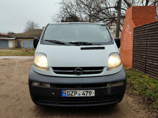 Opel Vivaro foto 6