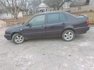 Volkswagen Vento foto 6