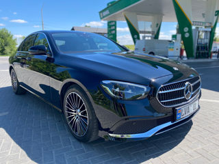 Mercedes E-Class foto 2