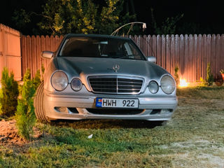 Mercedes E-Class