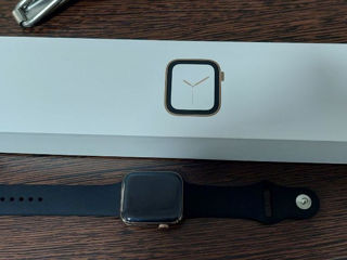 Apple Watch Seria 4, 44mm