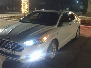 Ford Fusion foto 5