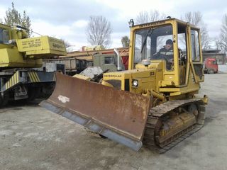 Buldozer CAT D3 foto 5