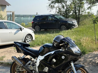 Yamaha R 6  foto 2