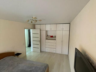 Apartament cu 1 cameră, 45 m², Buiucani, Chișinău foto 2