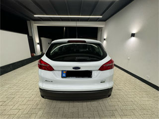 Ford Focus foto 6