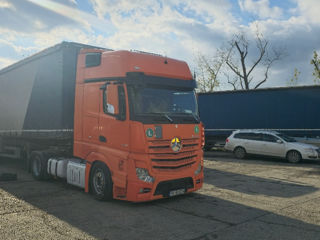 Mercedes Actros MP4 foto 8