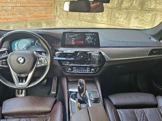 BMW 5 Series foto 9