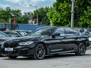 BMW 5 Series foto 1