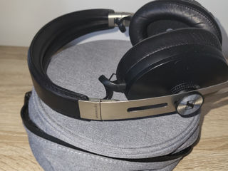 Casti Sennheiser Momentum 3