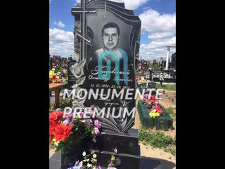 Monumente funerare din granit - monumente premium foto 2