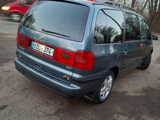 Volkswagen Sharan foto 6