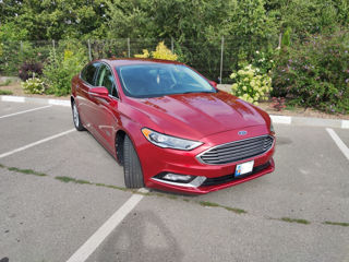 Ford Fusion foto 2