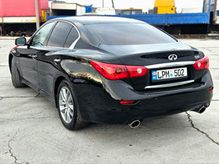 Infiniti Q50 foto 2