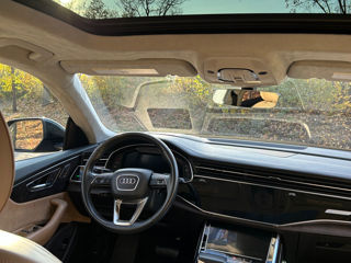 Audi Q8 foto 14