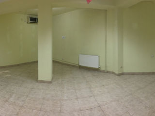 Chirie Spatiu Comercial Riscani 70m2 prima linie 300€ direct de la proprietar foto 5