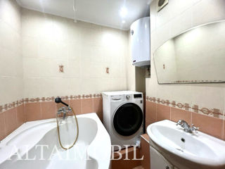 Apartament cu 3 camere, 70 m², Buiucani, Chișinău foto 8