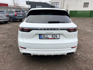 Porsche Cayenne foto 6