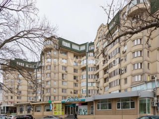 Apartament cu 5 camere sau mai multe, 200 m², Centru, Chișinău