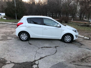 Hyundai i20 foto 3