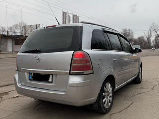 Opel Zafira foto 5