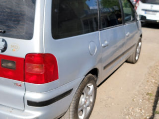 Volkswagen Sharan foto 4