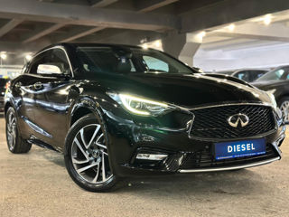 Infiniti QX30