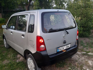 Opel Agila foto 5