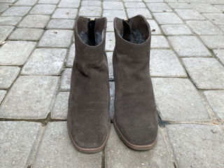 Clarks Ankle Boots. Утепленные флисом. Размер 38. Оригинал. В идеальном состоянии. foto 4