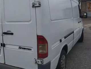 Mercedes Sprinter foto 3