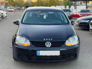 Volkswagen Golf foto 2