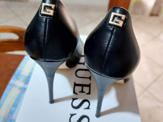 Guess foto 2