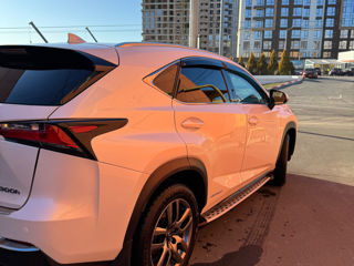 Lexus NX Series foto 4