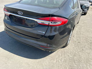 Ford Fusion foto 4