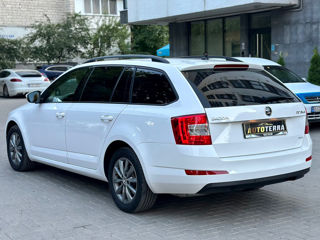 Skoda Octavia foto 5