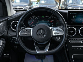 Mercedes GLC foto 11