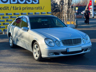 Mercedes E-Class foto 4